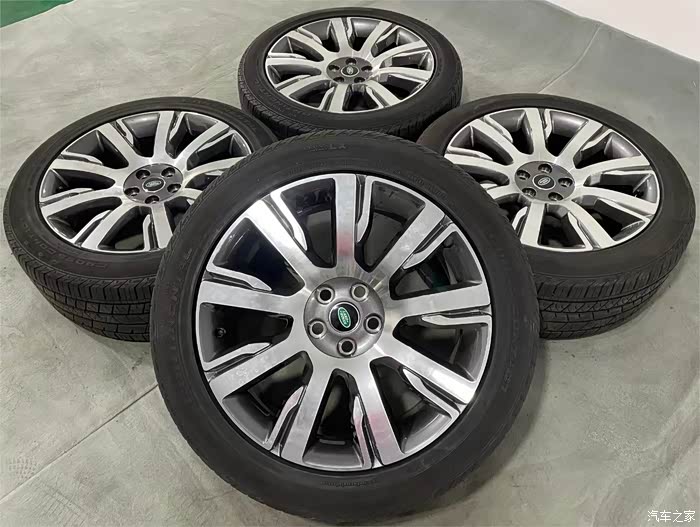 路虎揽胜小刀峰钻石21寸轮胎27545r21九成新需