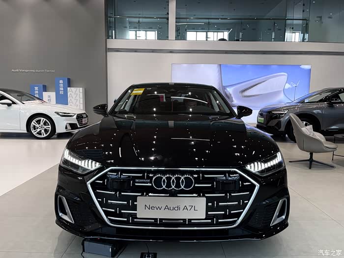 我是今年定的奥迪a7l!