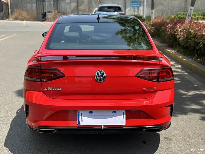 最新到店18年大众凌渡gts性能版 2.0t高功率 原厂6秒