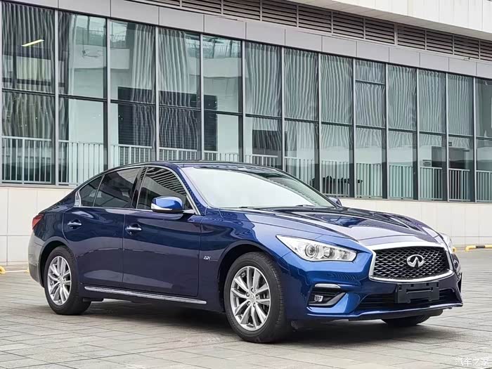 最新到店:2021年上户英菲尼迪q50l,全车原版,少量补漆