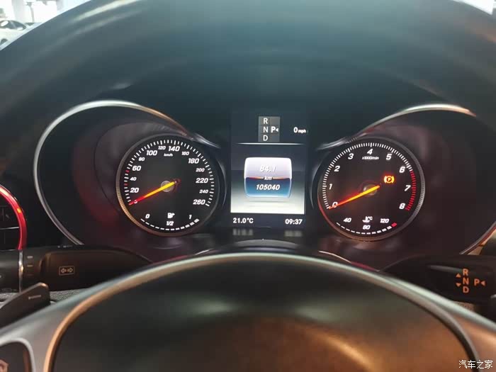 急售16年奔驰c200,2.0t黄金排量,全车一片划痕补漆