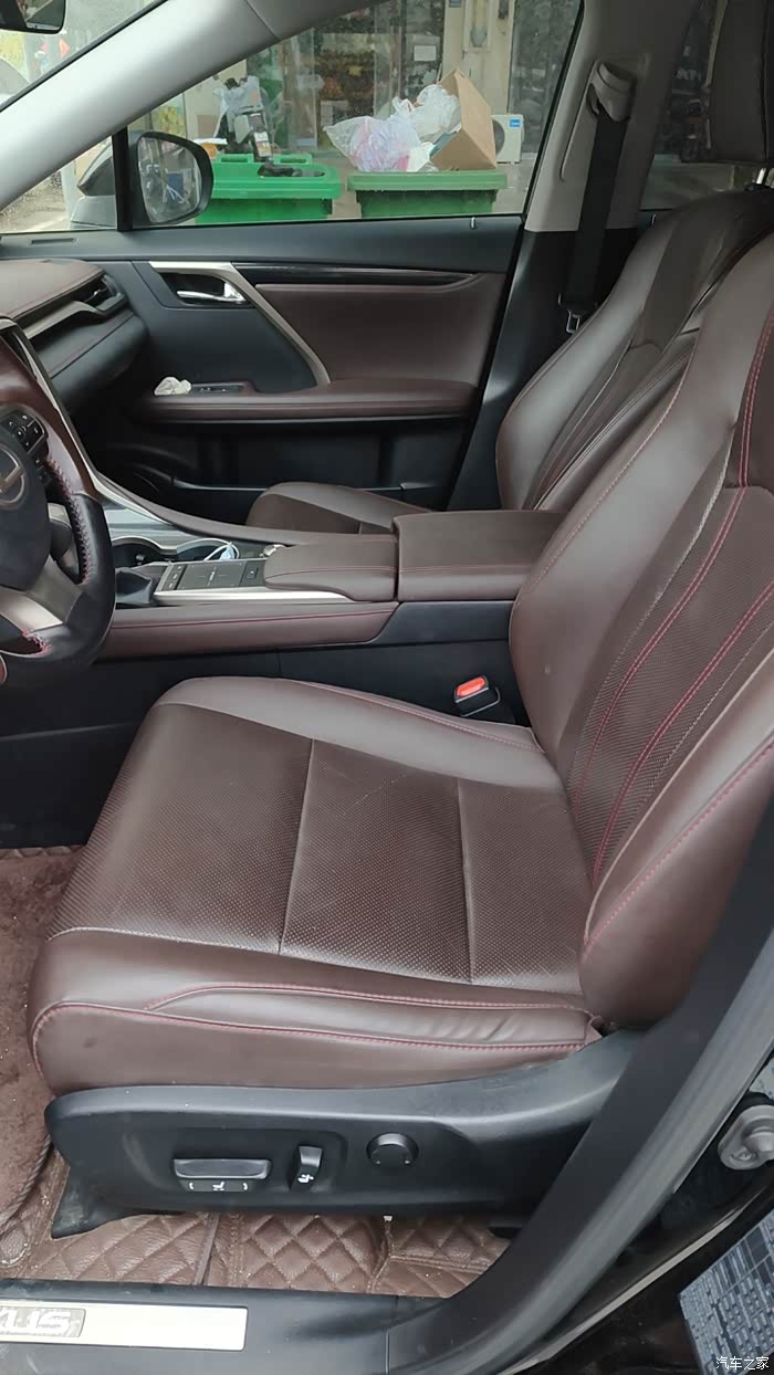 21年10上牌rx300四驱典雅