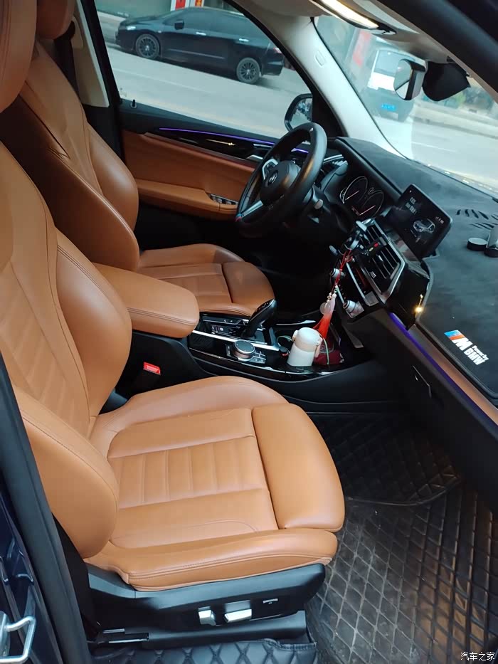 私人出宝马x328im运动套装精品车况全车贴车衣52