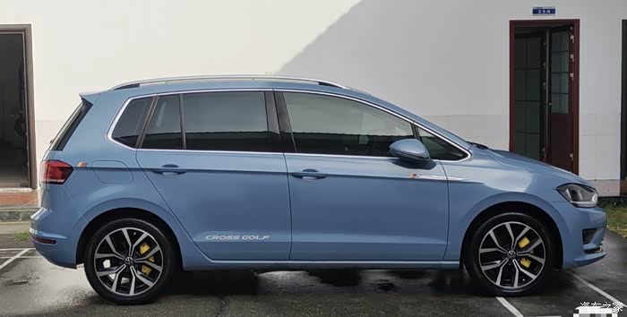 点击:>1|回复:>0polo论坛>2018年6月230豪华17.99加装17寸轮毂,实表2.