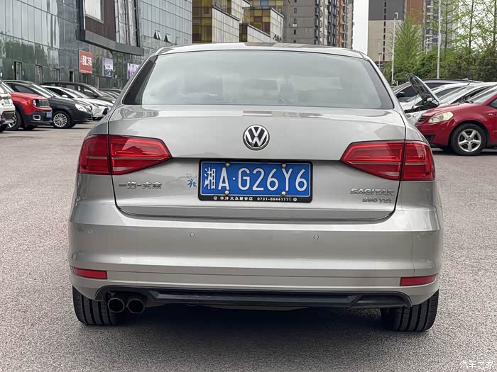 大众速腾2018款280tsidsg熠动版行驶7