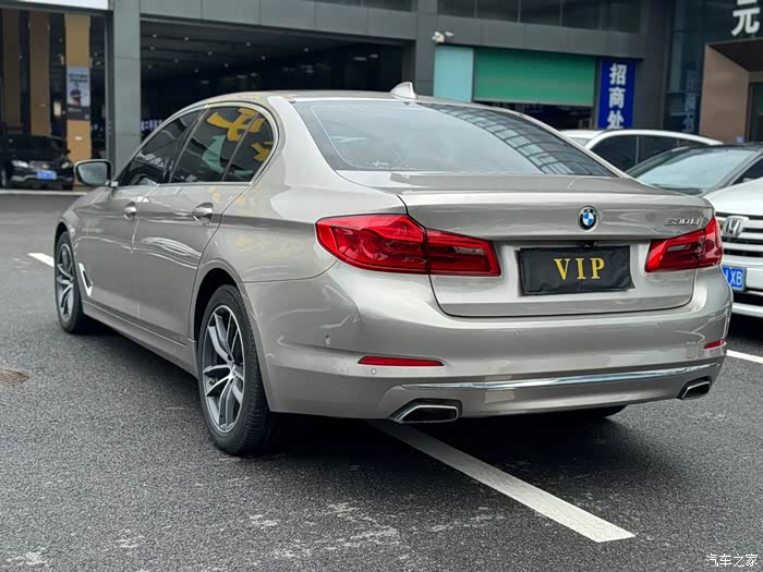 自用急出2019年7月宝马530li改款领先豪华套装,全景双