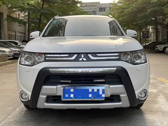 点击:>1|回复:>0欧蓝德论坛>14年6月进口欧兰德,2.