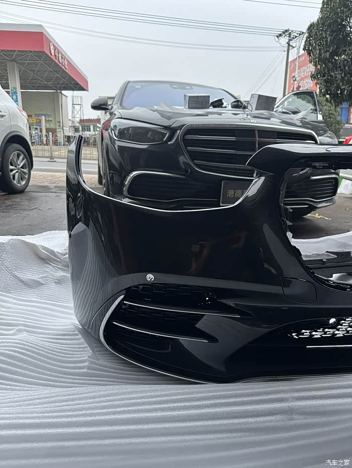 迈巴赫前杠拆车原厂s450前杠出 成色很好_奔驰s级论坛_汽车之家论坛