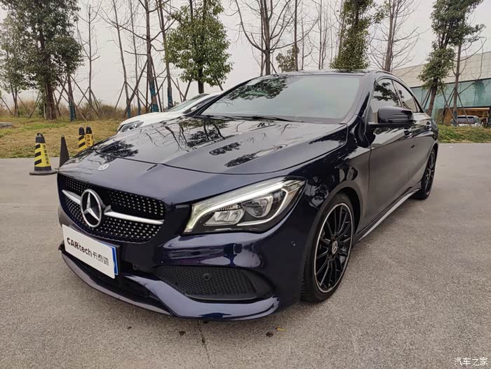 奔驰cla级2017款改款cla2204matic