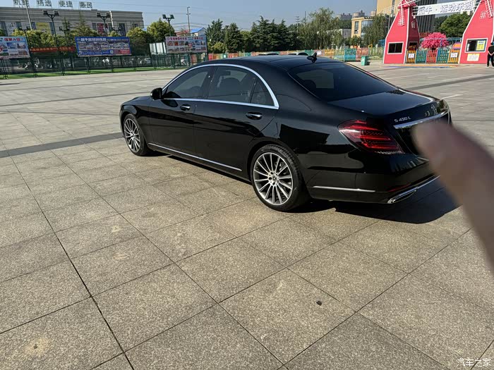 点击:>2|回复:>0奔驰s级论坛>个人出18款s320,车况完美,新换车衣,保养