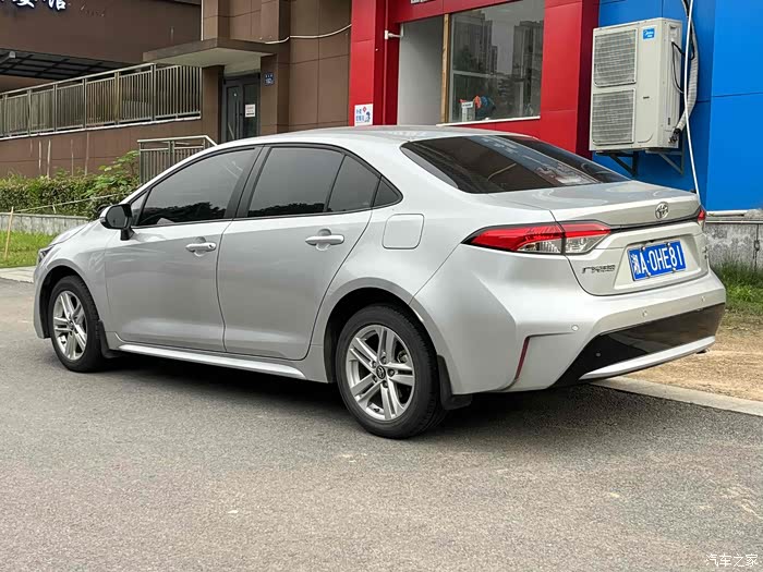 丰田 雷凌 2021款 185t cvt豪华版,行驶4.90