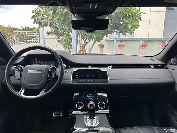 路虎揽胜极光 最新到店 2020款路虎揽胜极光 249ps