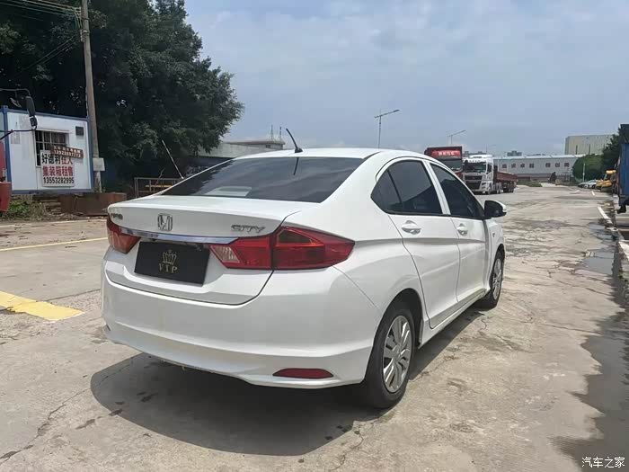 最新到店 17年上牌本田锋范,1.5l舒适版,车况精品,实表