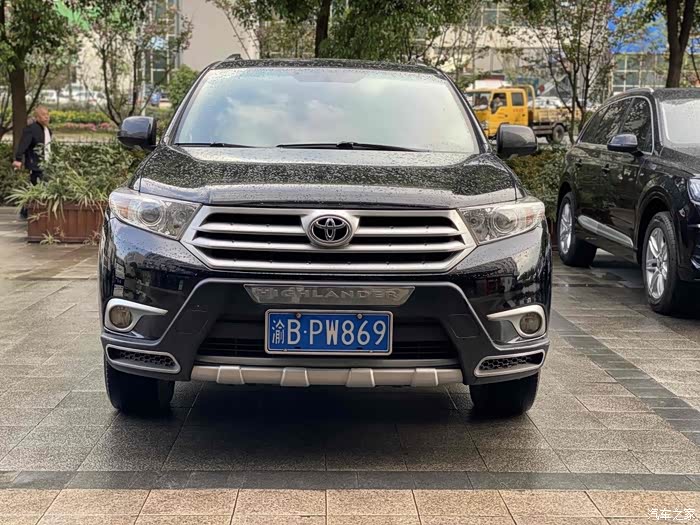 丰田 汉兰达 2012款 汉兰达 2.7l 两驱7座精英版