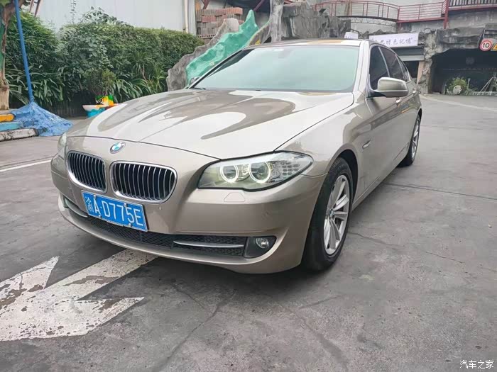 宝马5系2011款523li领先型898