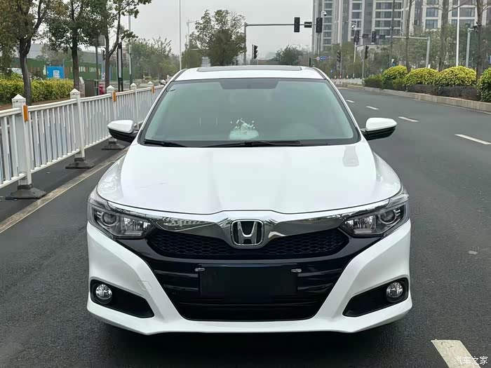 新到18年11本田凌派10t豪华版电动天窗一键启动