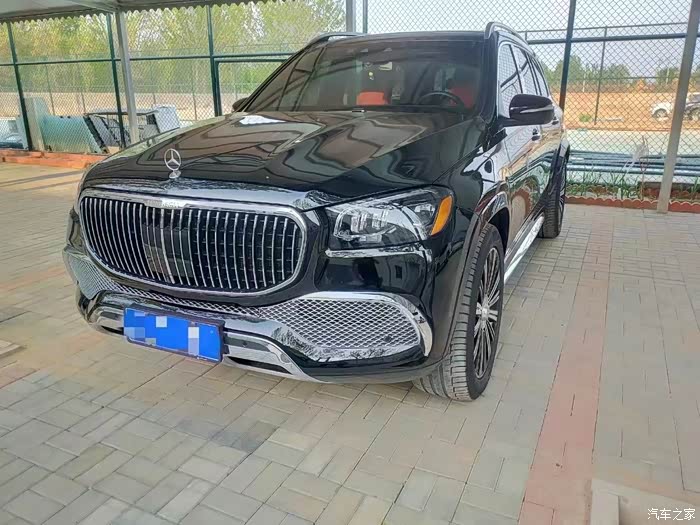 2022年8月奔驰gls450个人一手车5万多公里全车