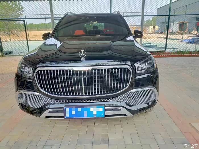 2022年8月奔驰gls450个人一手车5万多公里全车