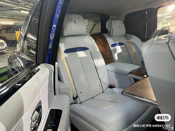 出19款劳斯莱斯库里南29万公里