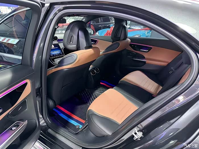 23年奔驰c200l运动版15t