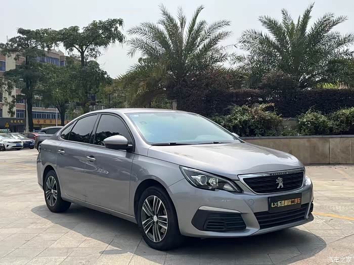 17年标志30816l自动波出378万智能大屏倒车