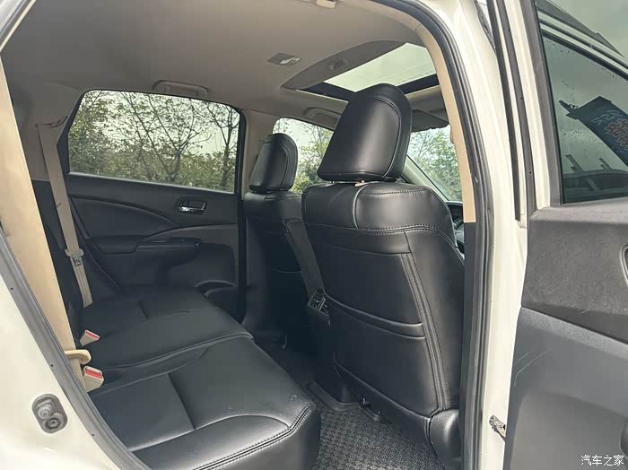 17年1月本田crv20自波天窗年审保险同步无事故