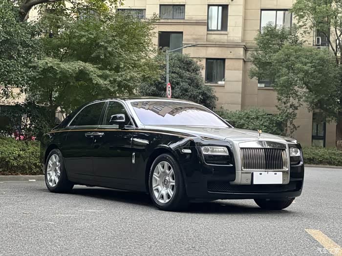 12年1月劳斯莱斯古思特!实表12万公里 6.6t,v12