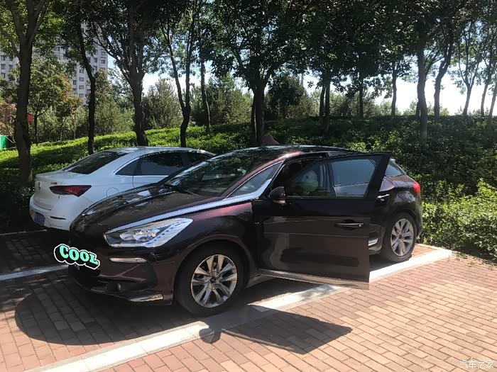 出14年2月次顶配豪华版ds5