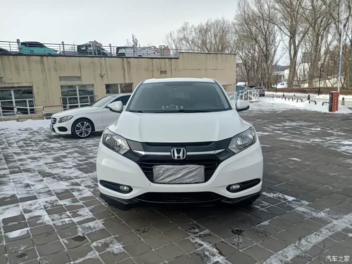 新到18年本田缤智自动15l全车原版二件补漆6万公