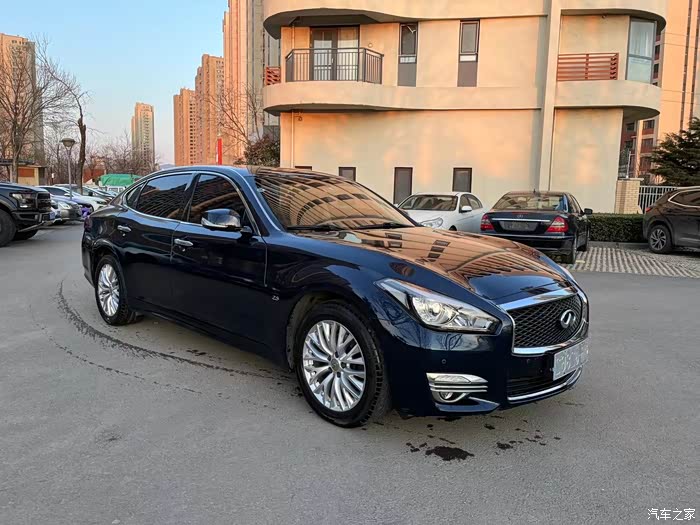 18年纯进口英菲尼迪q70l