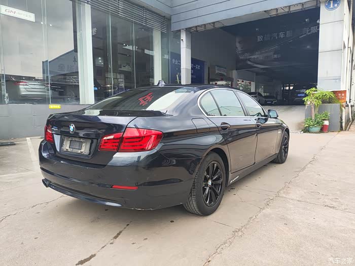 宝马525li
