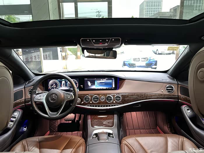 19年奔驰s320l 行驶里程仅7万公里 前后保