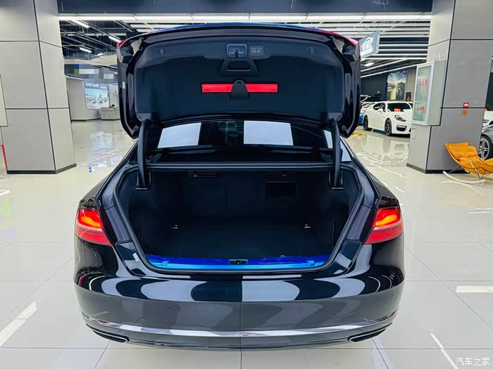 奥迪a8 2014款 a8l 45 tfsi quattro