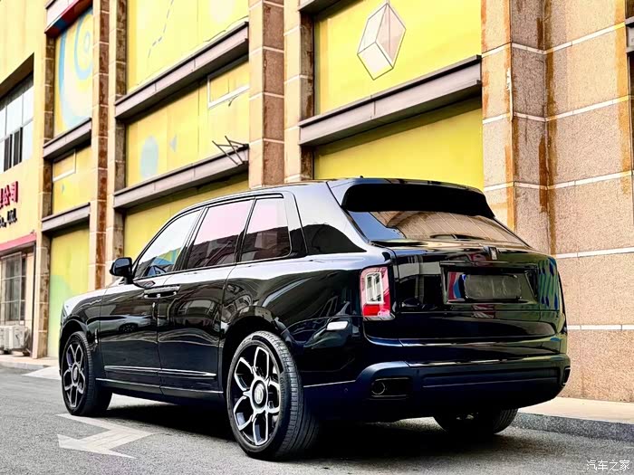 新到20年库里南四座流星顶37万公里通风加热方向