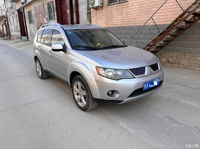 07年三菱欧蓝德30v6整车进口这车真耐造跑了快十