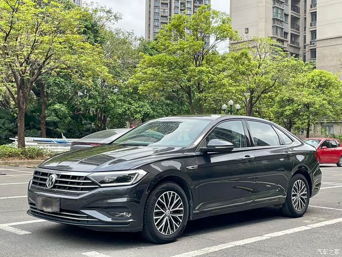 2021年上牌大众速腾深圳牌一手车液晶显示屏多功能方