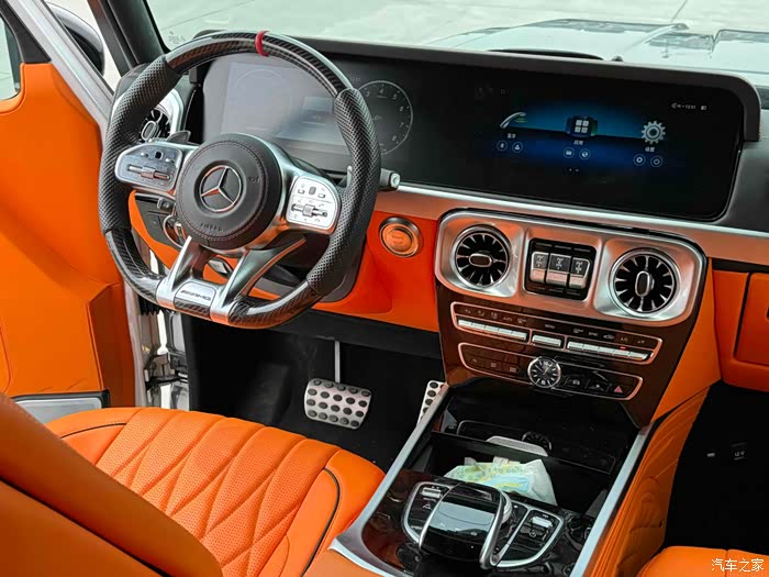 16款g63升级巴博斯套件内室升级新款联屏重金改造