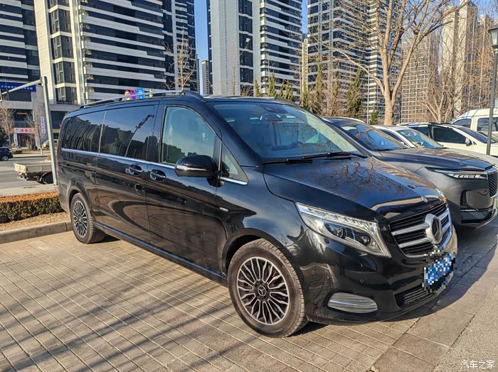 17款奔驰v260l尊贵加长版麻烦大神们帮忙估个价实表