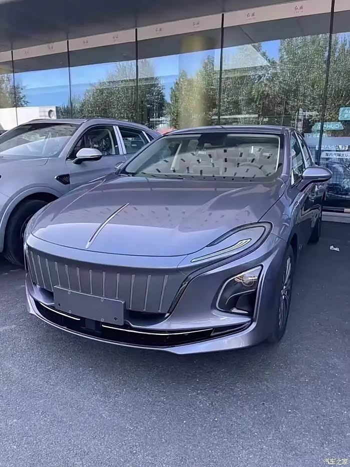 你们要的eqm5 620白色 灰色 黑色全都现车 裸车价11