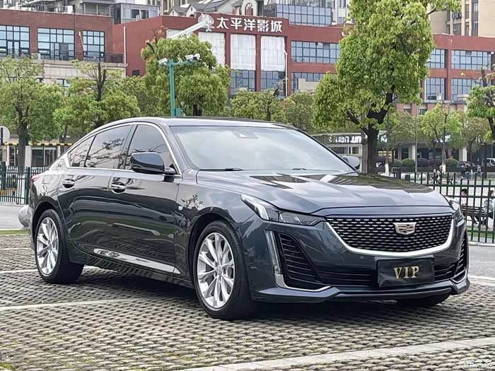 21年上牌凯迪拉克ct5,20款豪华版,整车精品无事故,电动