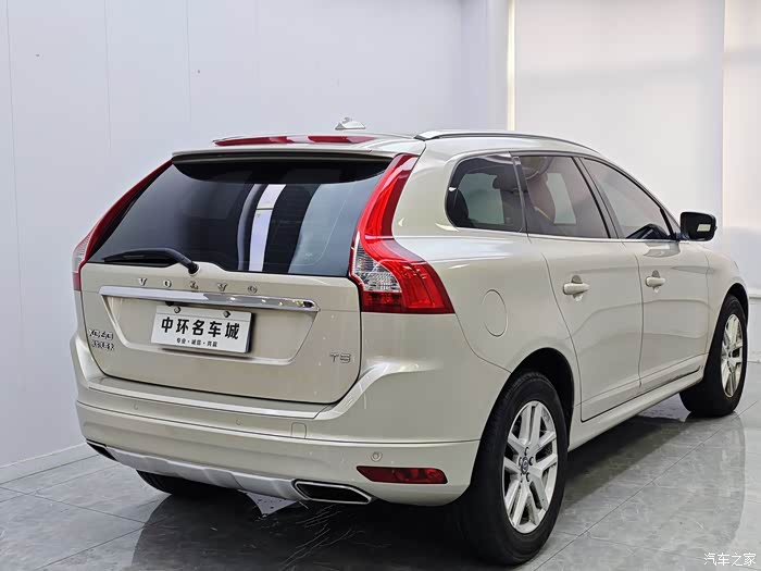 17年10月沃尔沃xc60 t5智进升级版.深圳本地一手车.