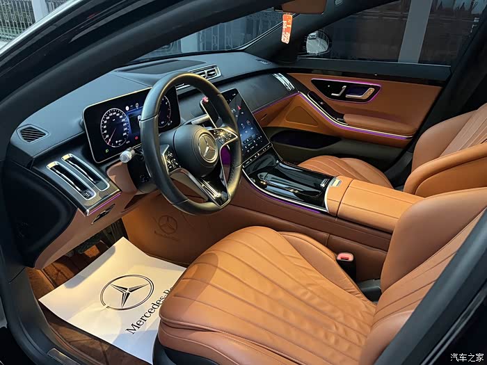 出个人21年奔驰s400l,3.0t发动机,原版车况,2个面