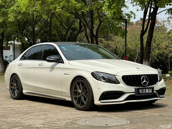 出奔驰19款c180l时尚型运动版