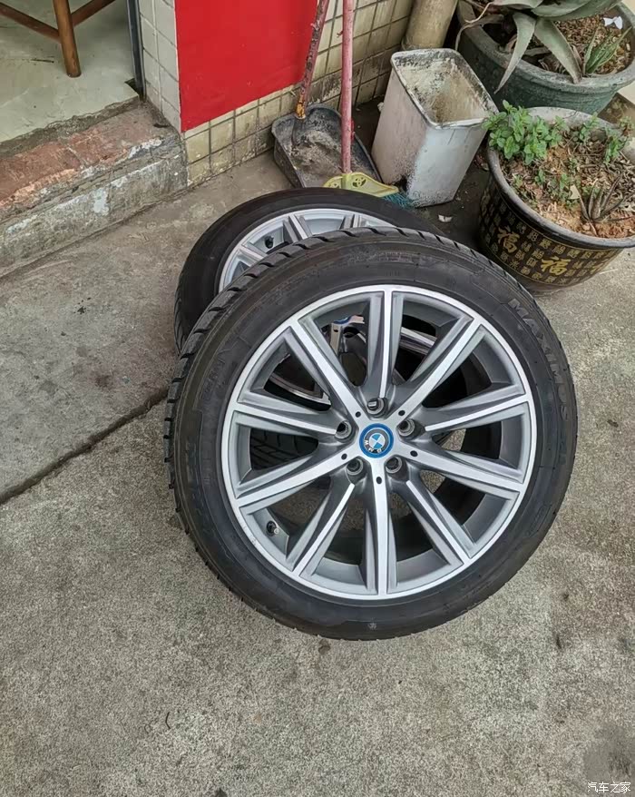 18寸宝马5系530le轮毂轮胎精品套件喜欢的可以来