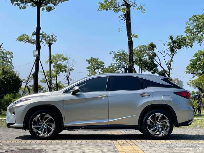 雷克萨斯rx 2016款 300 四驱典雅版 国v,19年4