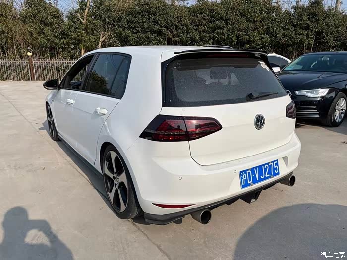 上海出一台16款高尔夫gti