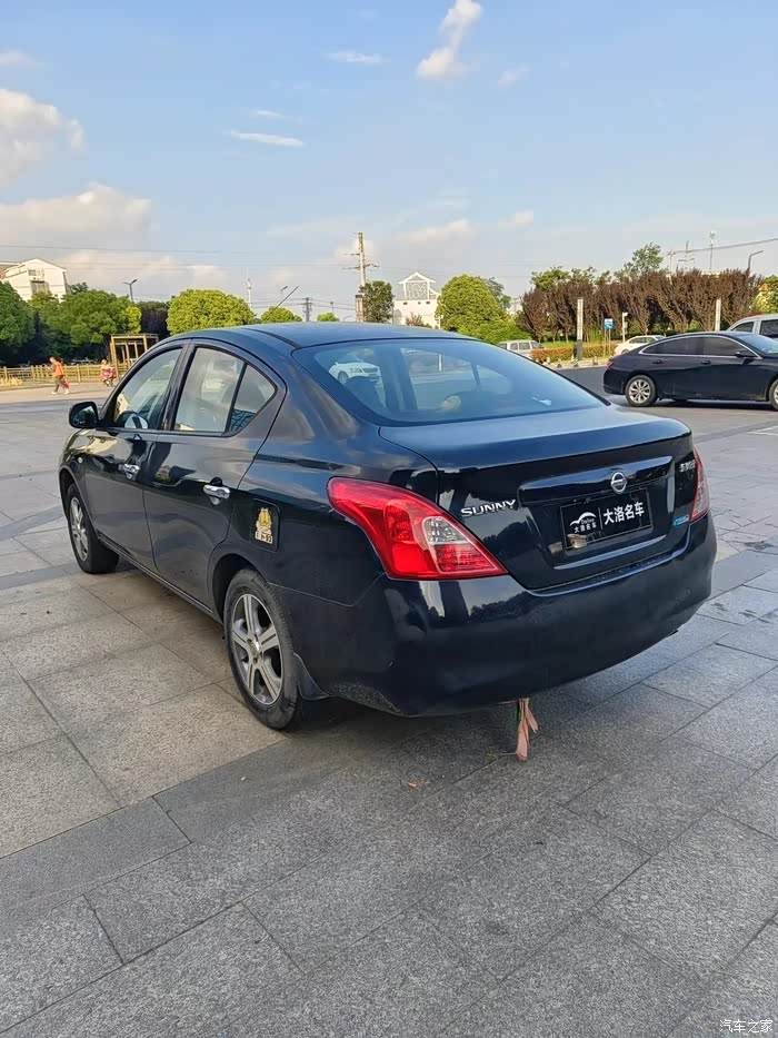 拿下12年日产阳光,1.5l手动,原版车况,2件补漆,发变无