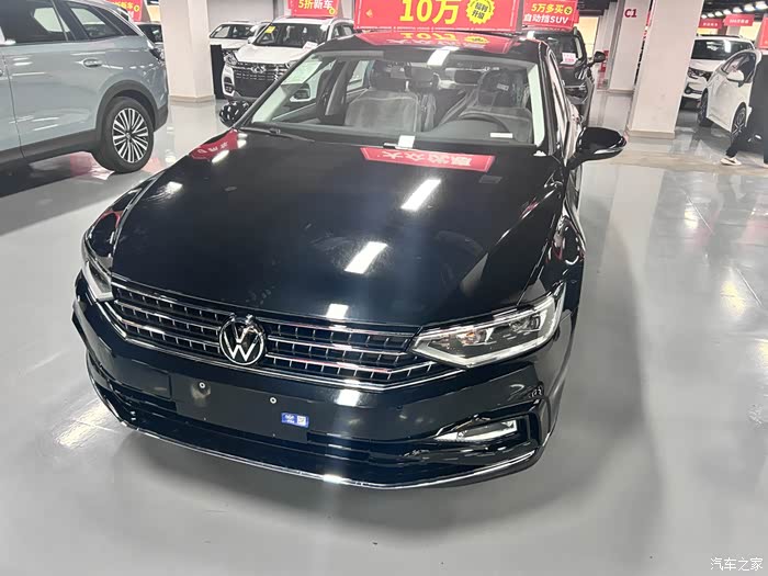 需要买车的老铁联系我哦我专卖特价新车全场打六折五折四折