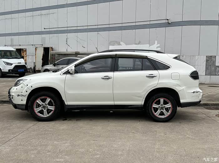 14年11月比亚迪s624自波天窗年审保险同步无事