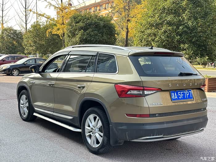 斯柯达柯迪亚克2019款改款tsi3305座两驱豪